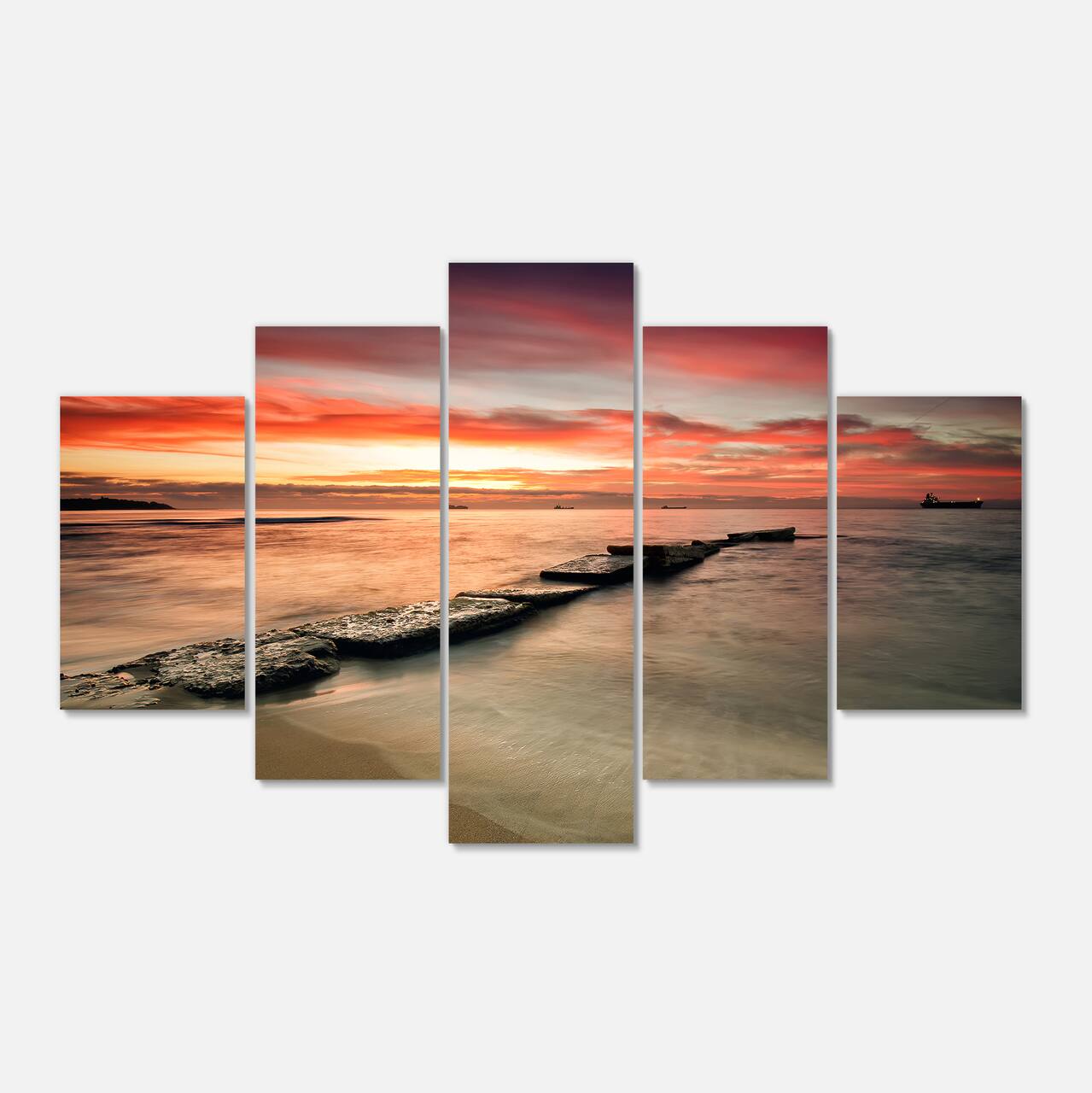 Designart - Wonderful Sunrise on Black Ocean - Beach Photo Canvas Print